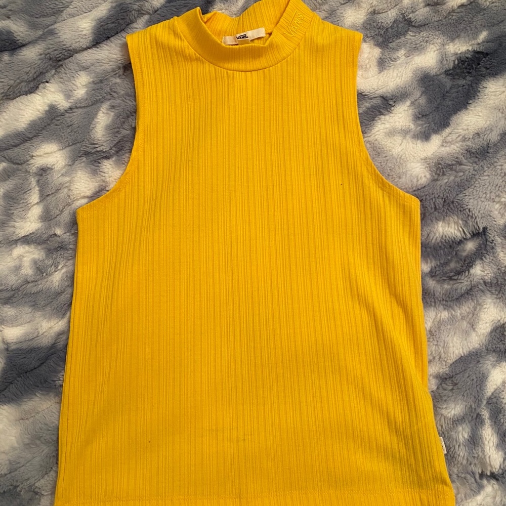 Turtleneck tank